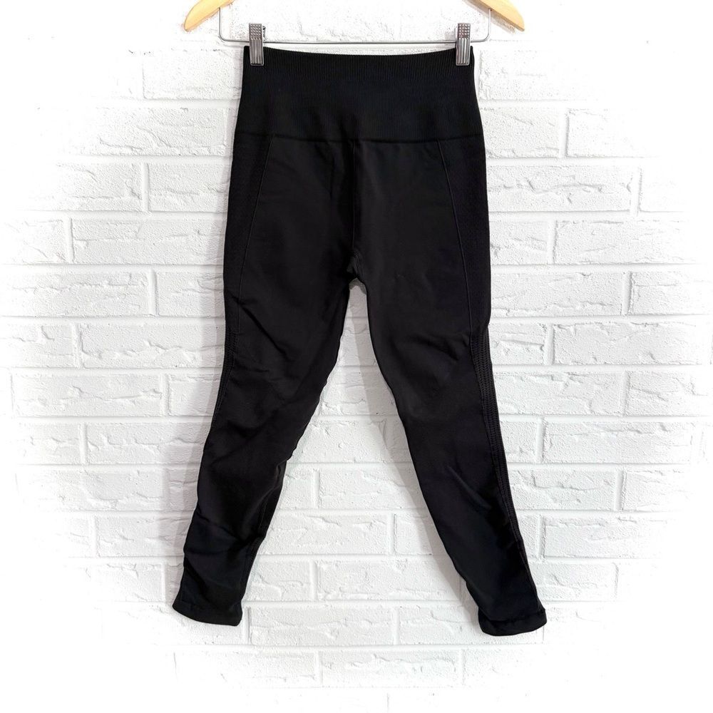 Lululemon Black Seamless Leggings Size 4